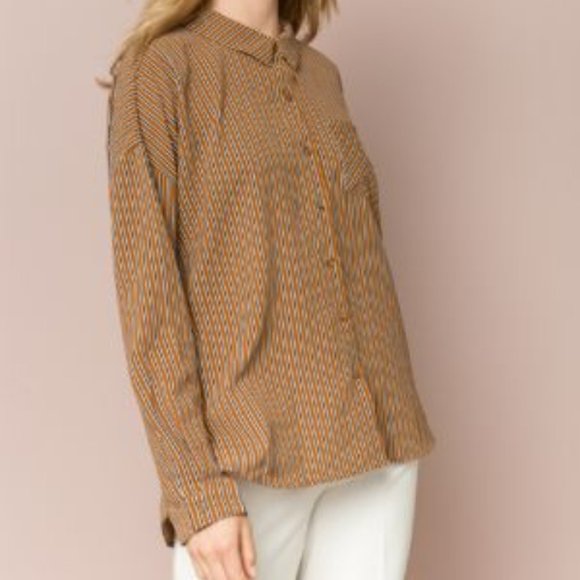 Hem & Thread Tie Back Button Up Blouse - Picture 6 of 8